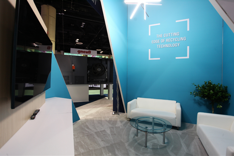 Rental trade booth setup